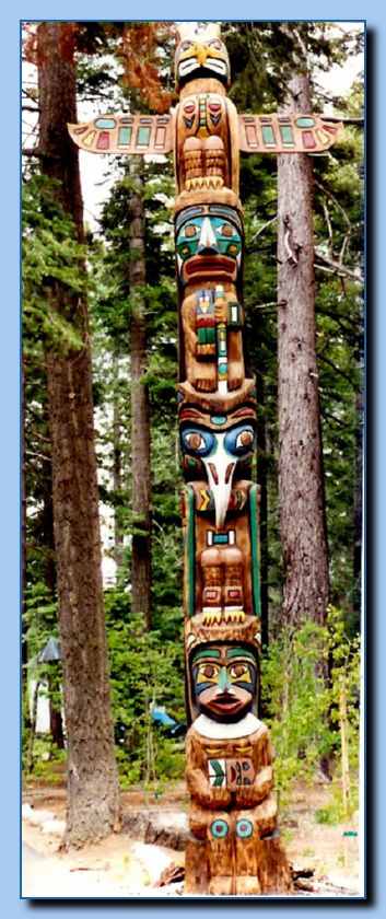 1-013 Totem-Traditional-